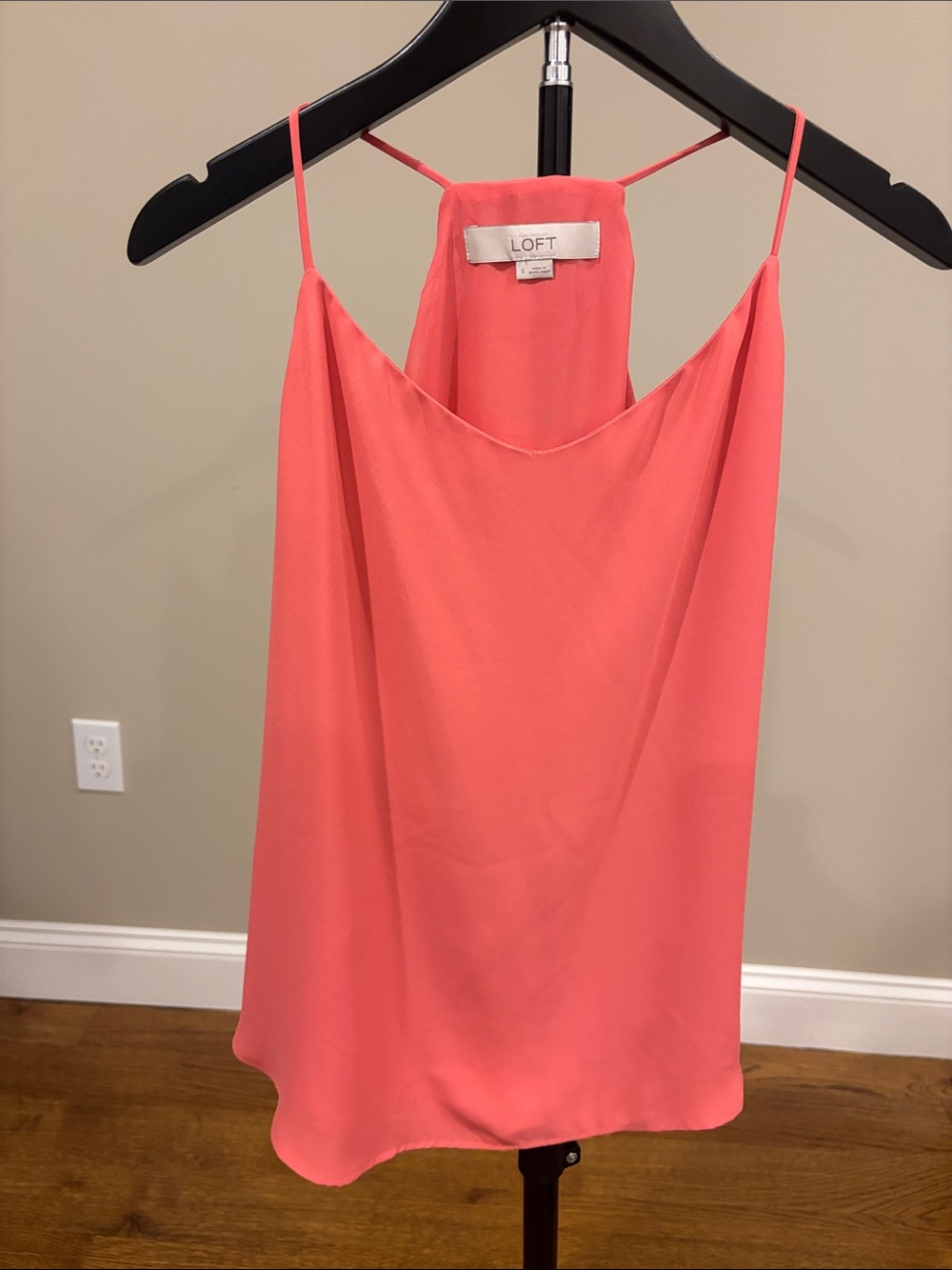 LOFT Coral Spaghetti Strap Cami Top